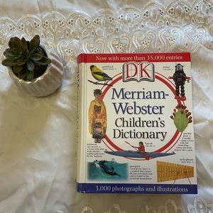 HARDCOVER Merriam Webster Children’s Dictionary